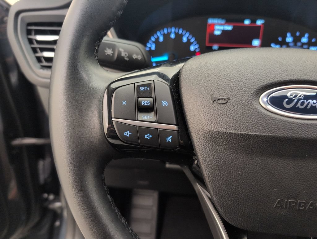 Certified 2022 Ford Escape SEL FWD image 33