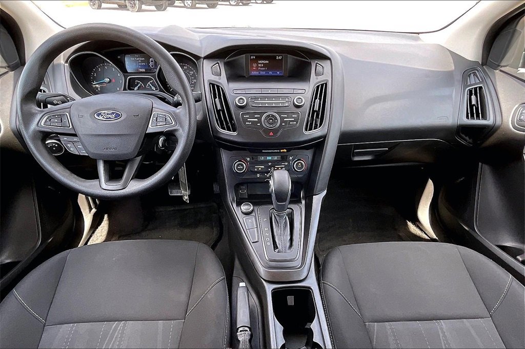 Certified 2018 Ford Focus SE w/ SE Appearance Package image 7