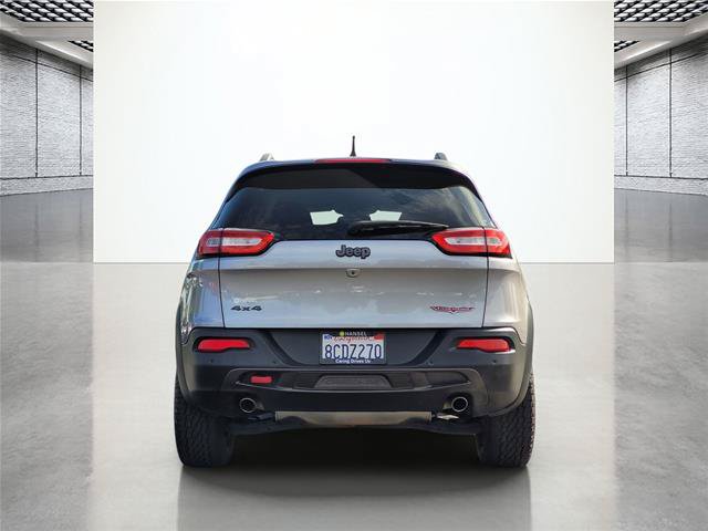 Used 2018 Jeep Cherokee Trailhawk w/ Comfort/Convenience Group AWD/4WD image 7