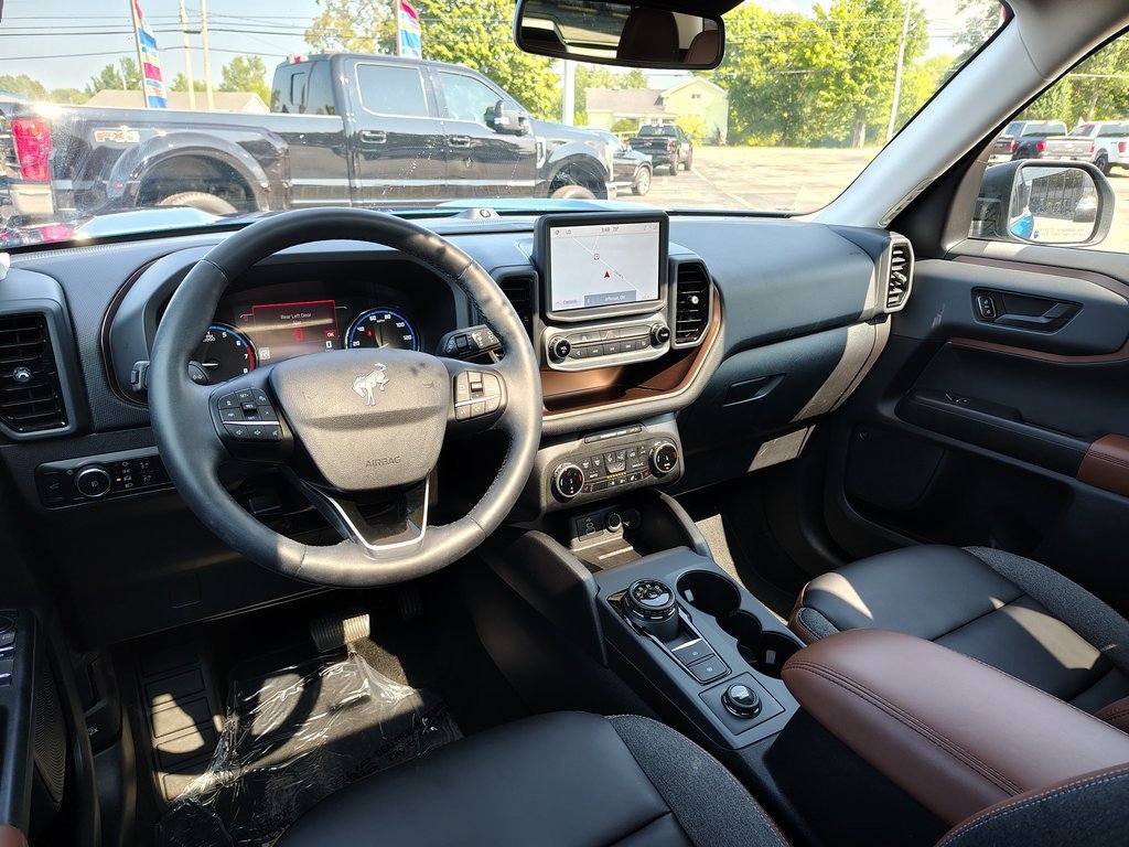 Certified 2024 Ford Bronco Sport Outer Banks w/ Tech Package image 4