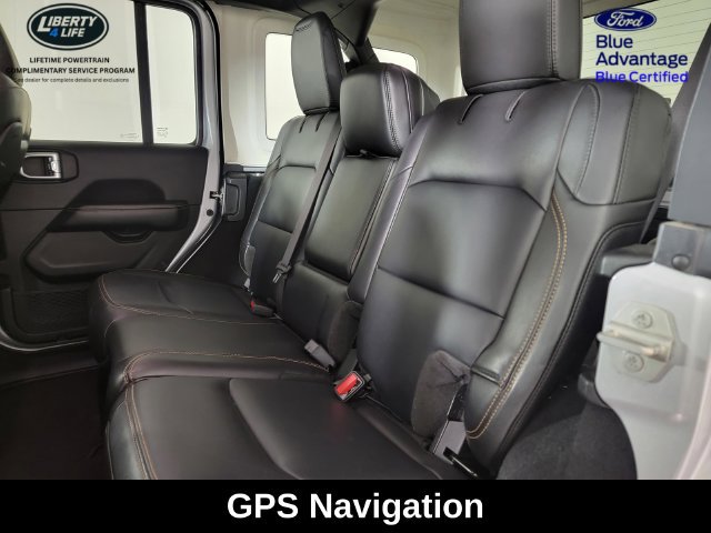 Used 2024 Jeep Wrangler Unlimited Sahara w/ Technology Group AWD/4WD image 15