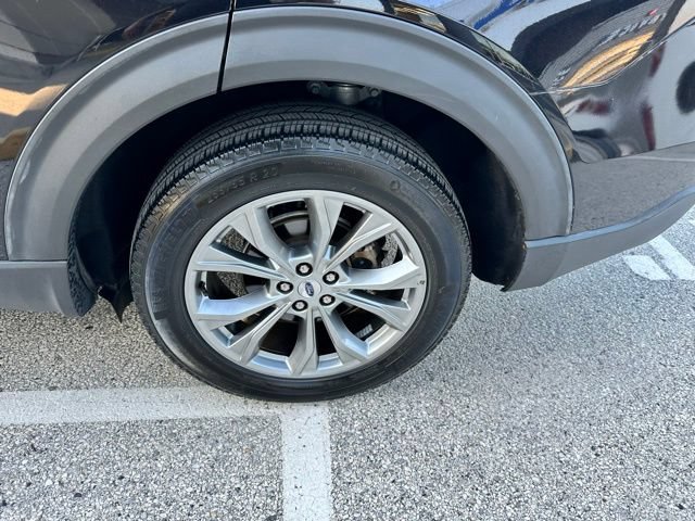 Certified 2022 Ford Explorer XLT w/ Equipment Group 202A AWD/4WD image 74