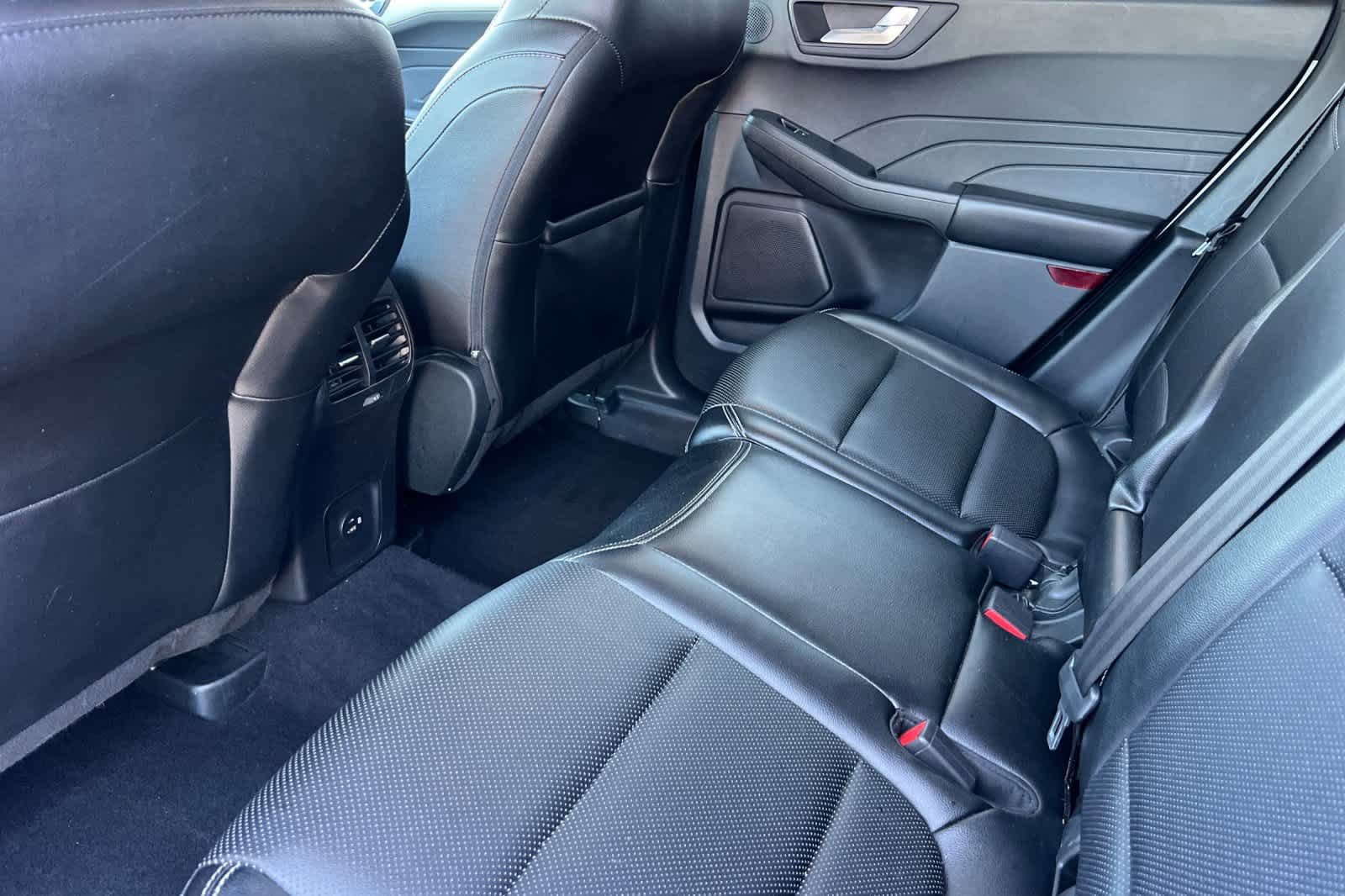 Certified 2022 Ford Escape SEL w/ Technology Package image 10