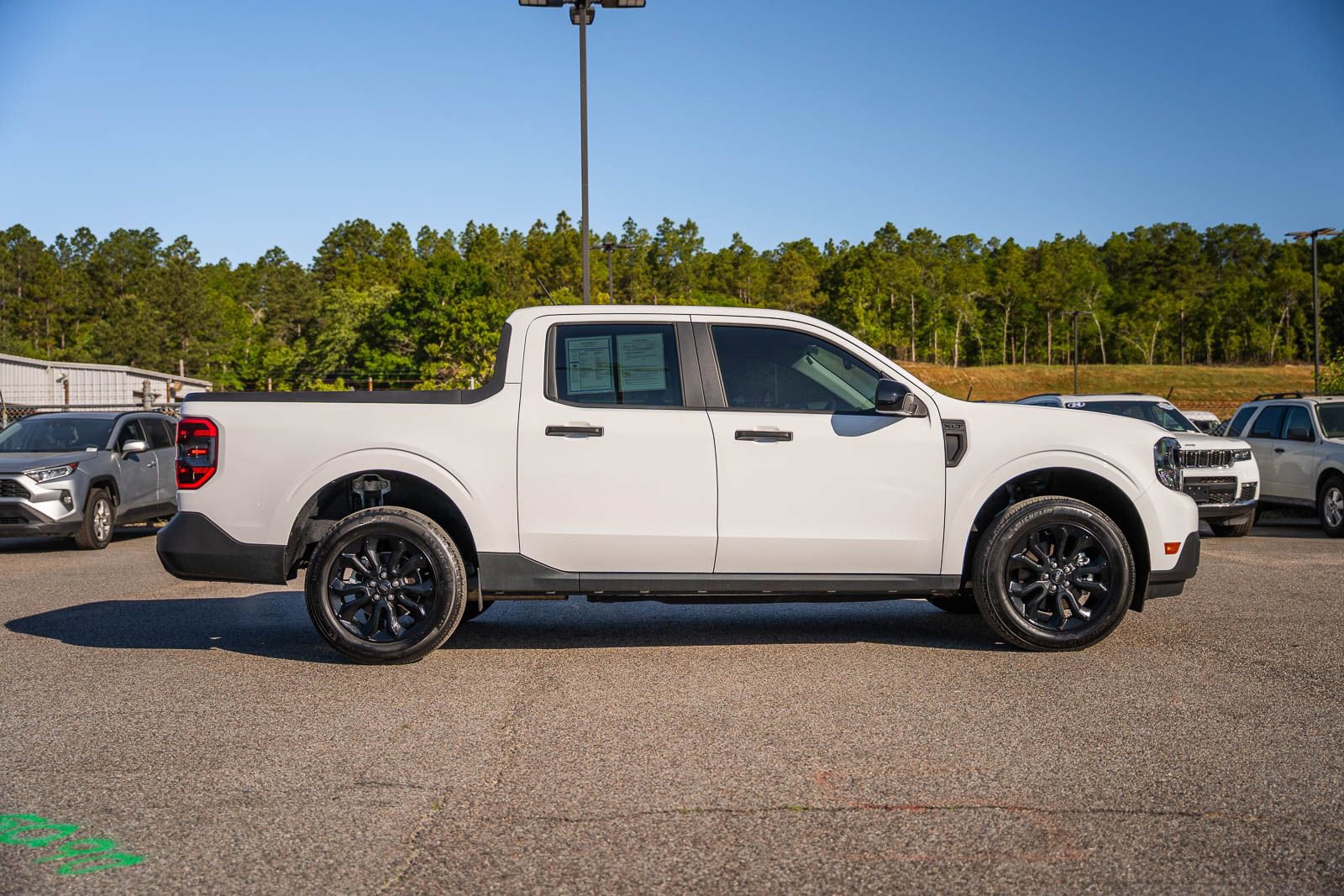 Certified 2024 Ford Maverick XLT w/ XLT Luxury Package FWD image 8