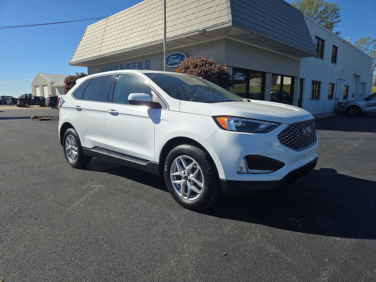 Certified 2024 Ford Edge SEL w/ Convenience Package image 6