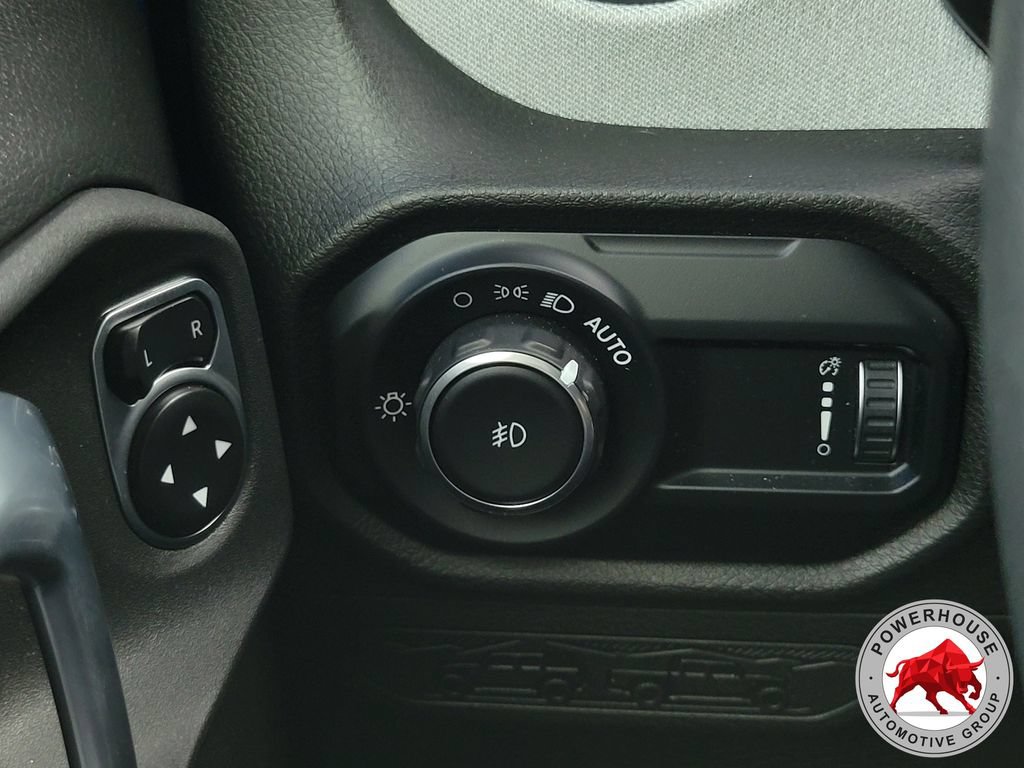 Used 2024 Jeep Wrangler Unlimited Sport AWD/4WD image 26