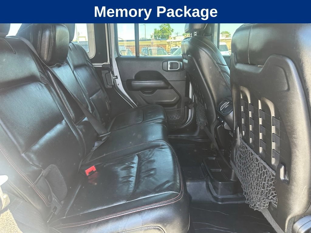 Used 2018 Jeep Wrangler Unlimited Rubicon AWD/4WD image 12