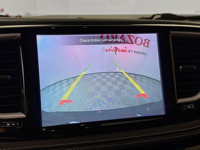 Used 2021 Chrysler Pacifica Touring w/ S Appearance Package image 17
