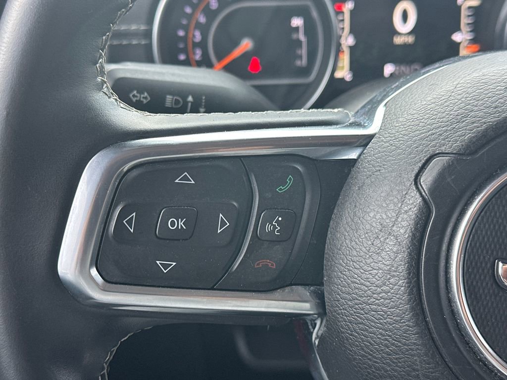 Used 2018 Jeep Wrangler Unlimited Sahara AWD/4WD image 25