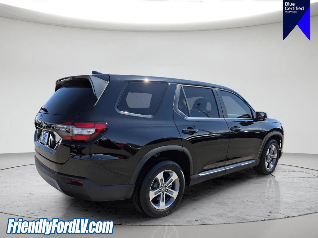 Used 2025 Honda Pilot EX-L image 6