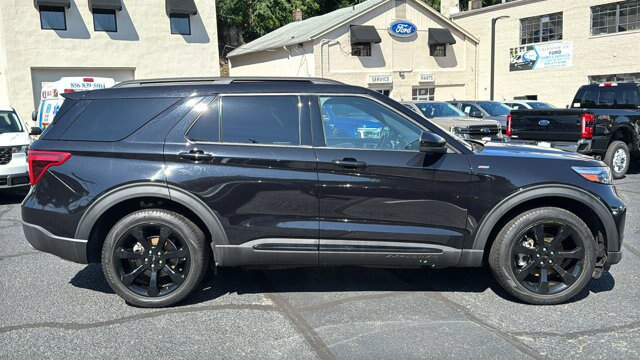 Certified 2023 Ford Explorer ST-Line w/ Class IV Trailer Tow Package AWD/4WD image 4