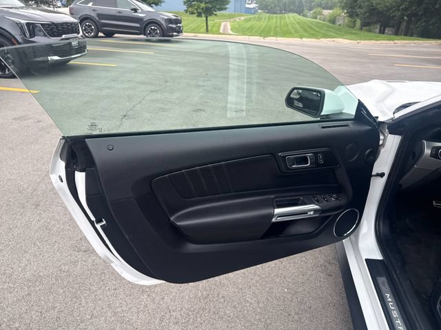 Certified 2018 Ford Mustang Premium RWD image 11