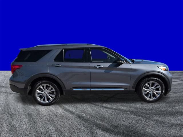 Certified 2022 Ford Explorer Limited AWD/4WD image 3