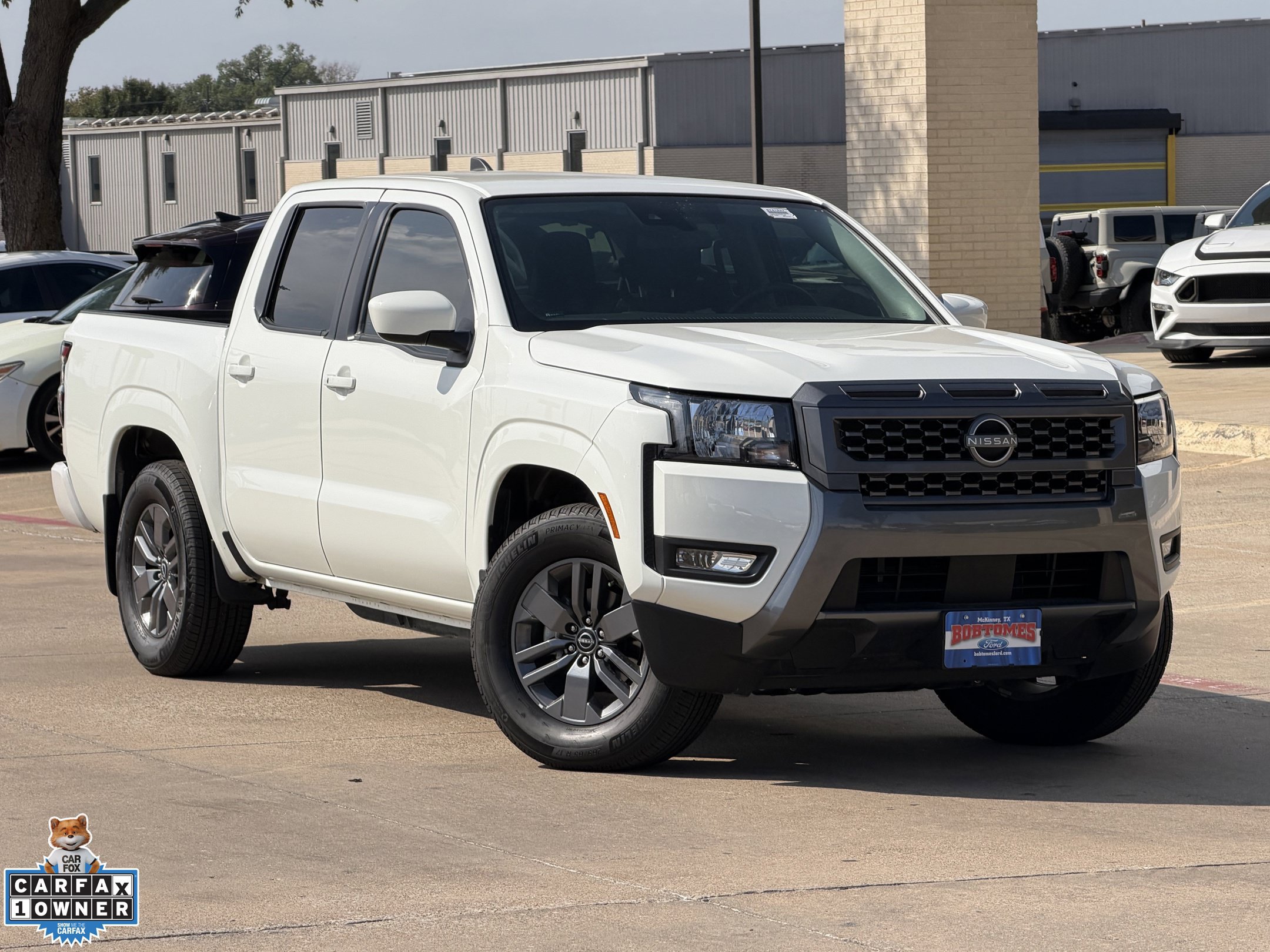 Used 2025 Nissan Frontier SV w/ SV Convenience Package RWD image 2