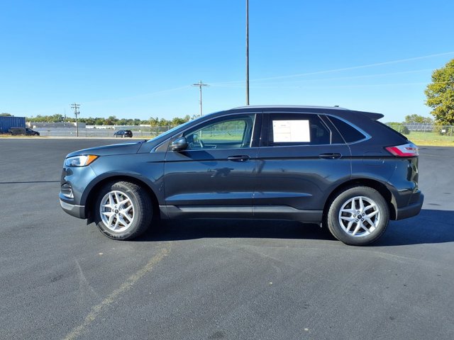 Certified 2024 Ford Edge SEL w/ Convenience Package AWD/4WD image 2