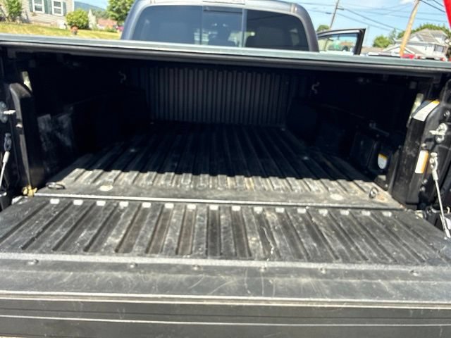 Used 2021 Toyota Tacoma TRD Sport w/ Technology Package AWD/4WD image 41