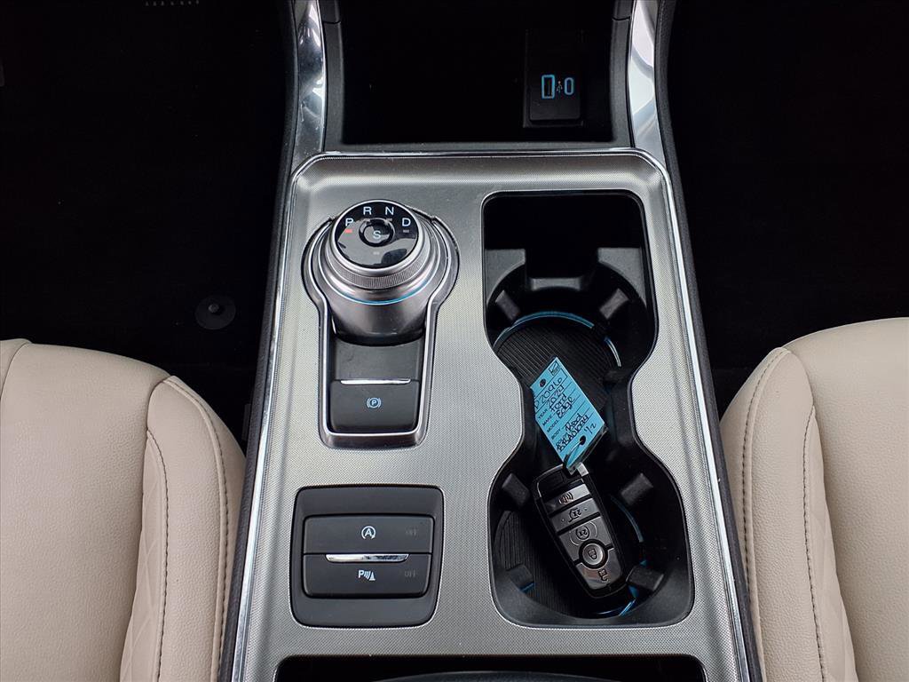 Certified 2024 Ford Edge Titanium image 17