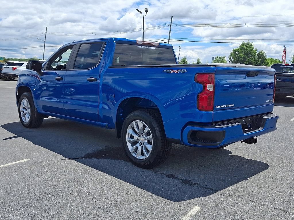 Used 2022 Chevrolet Silverado 1500 Custom AWD/4WD image 4
