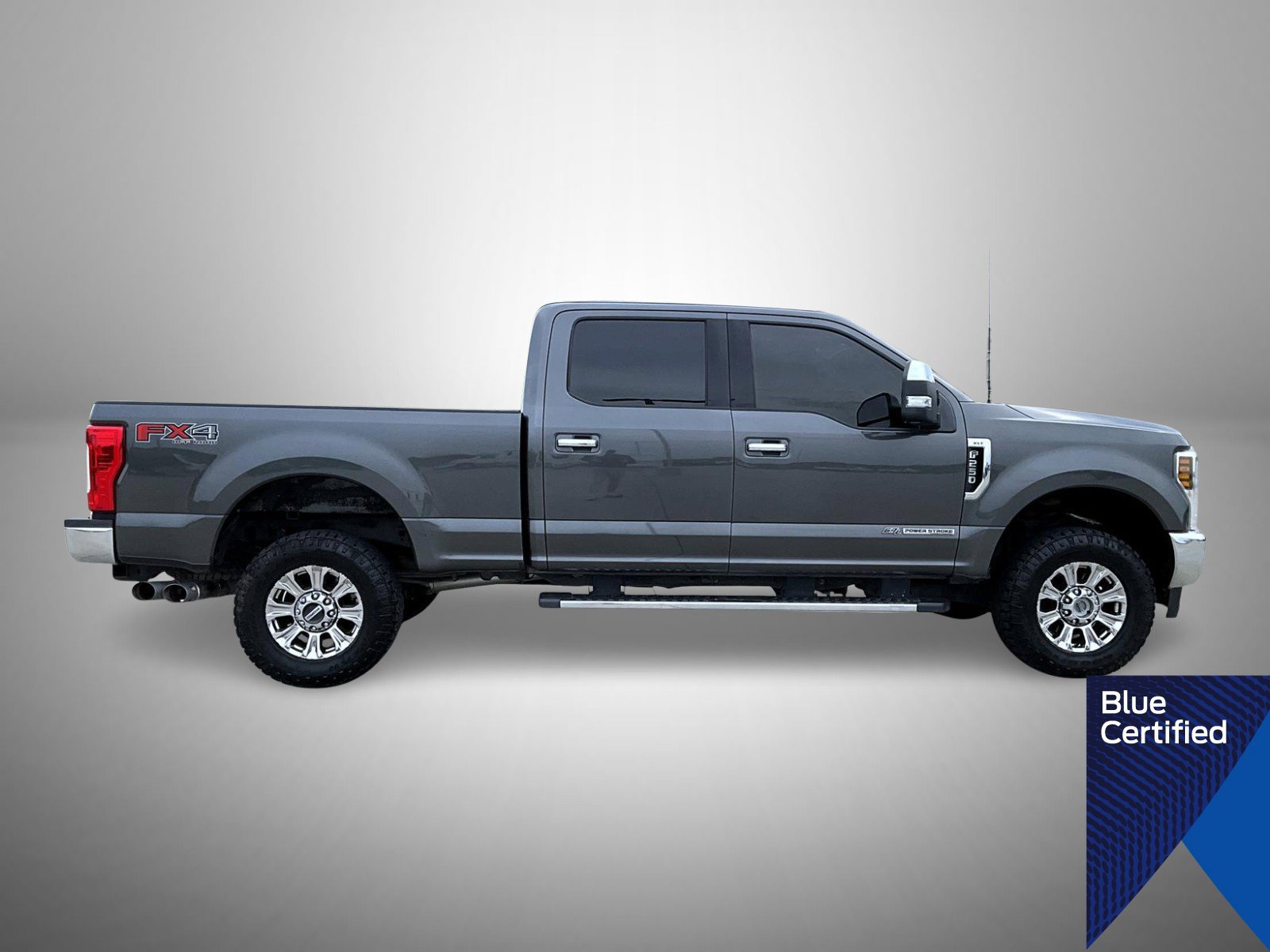 Certified 2019 Ford F250 XLT w/ XLT Premium Package AWD/4WD image 4