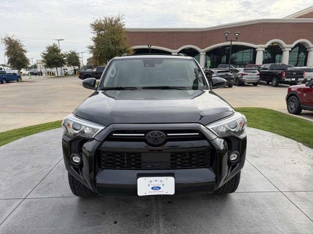 Used 2021 Toyota 4Runner SR5 image 2