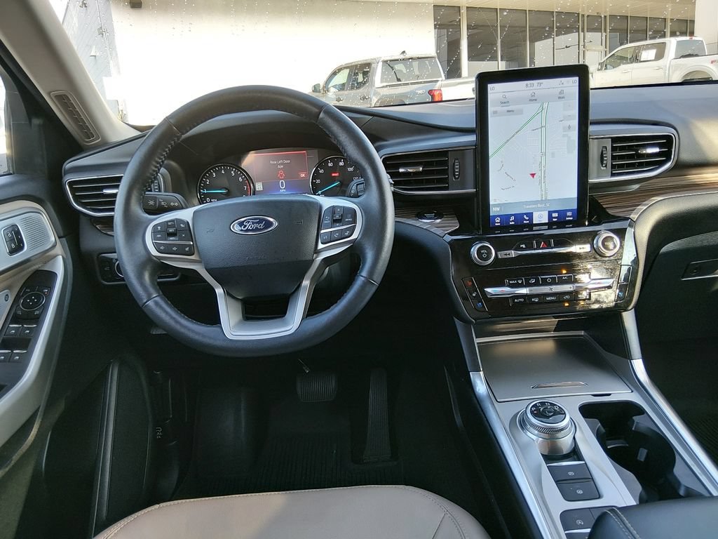 Certified 2023 Ford Explorer Limited w/ Limited Technology Package RWD image 11