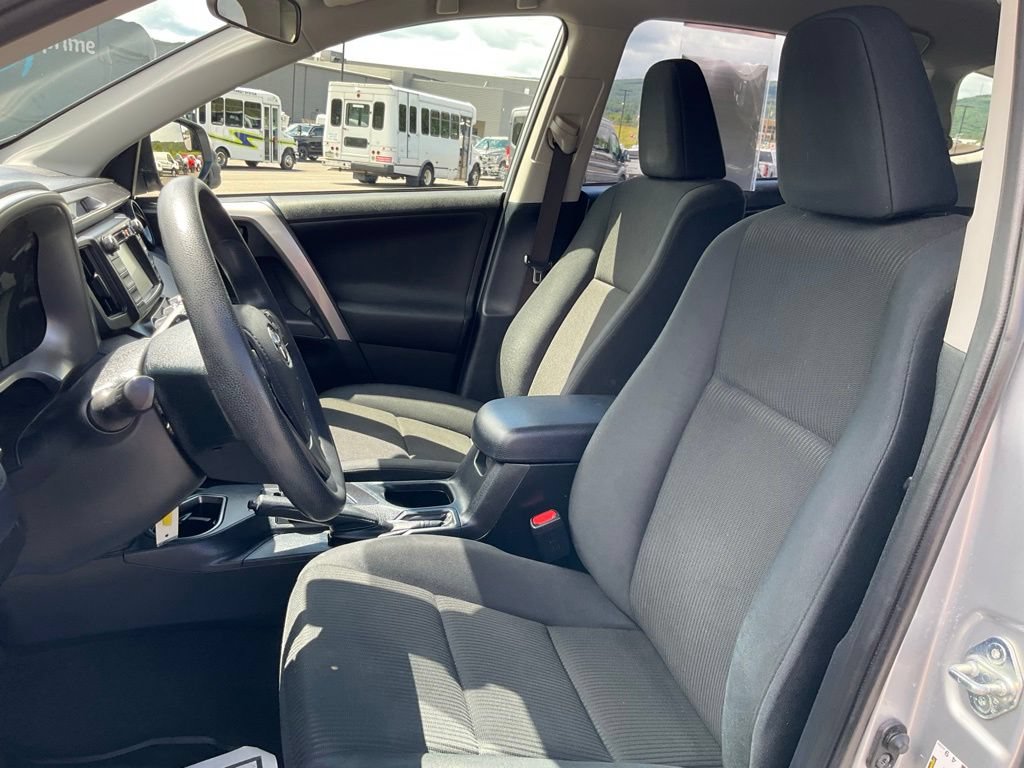 Used 2018 Toyota RAV4 LE w/ All Weather Liner Package AWD/4WD image 14