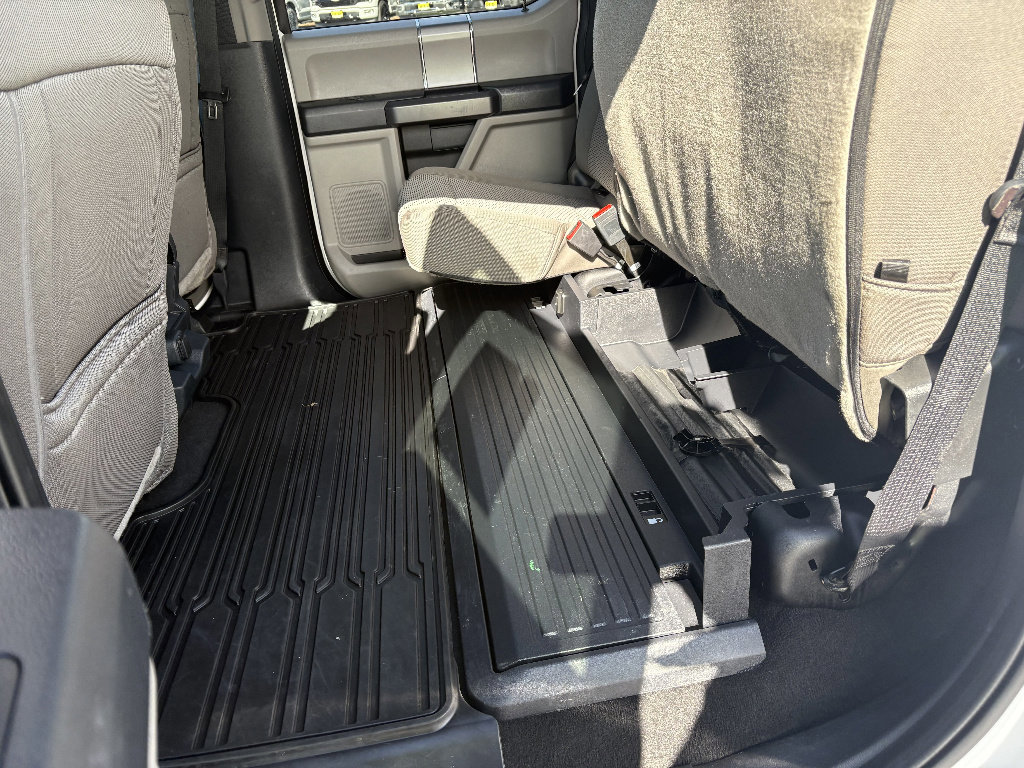 Certified 2022 Ford F350 XLT w/ XLT Premium Package image 38