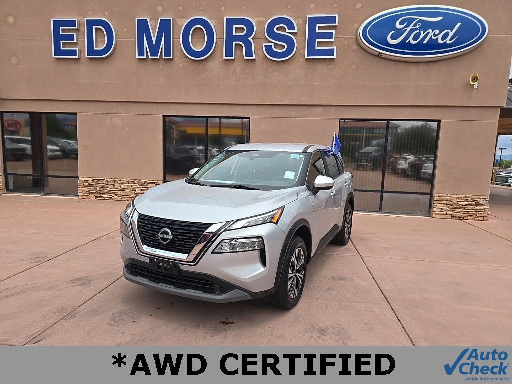 Used 2023 Nissan Rogue SV image 1