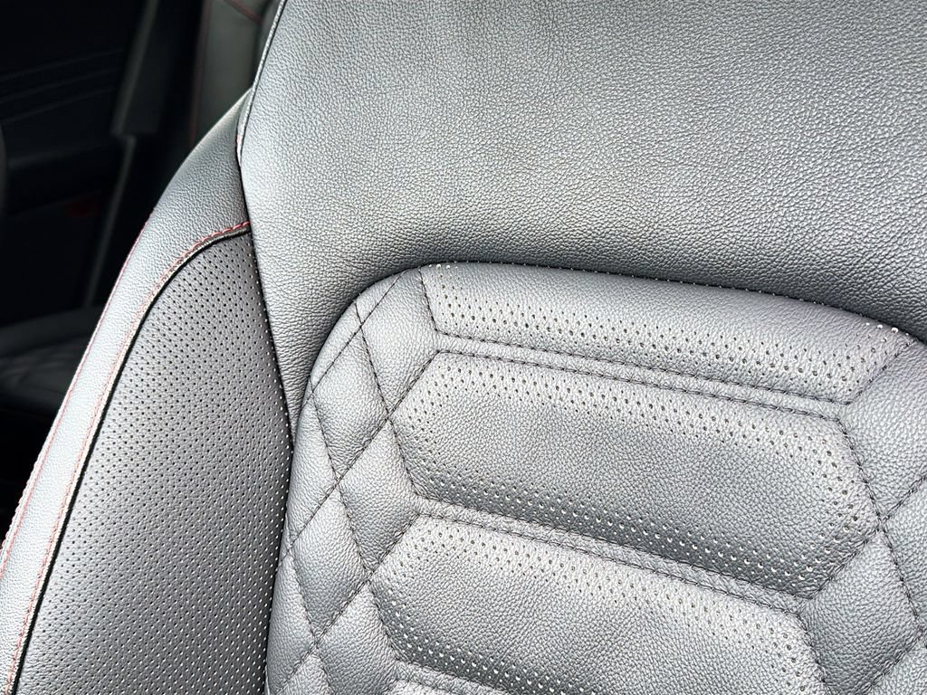 Certified 2023 Ford Escape ST-Line Elite w/ Premium Technology Package AWD/4WD image 20