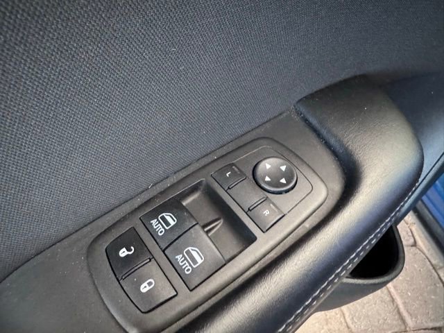 Used 2022 Dodge Challenger R/T Scat Pack RWD image 11