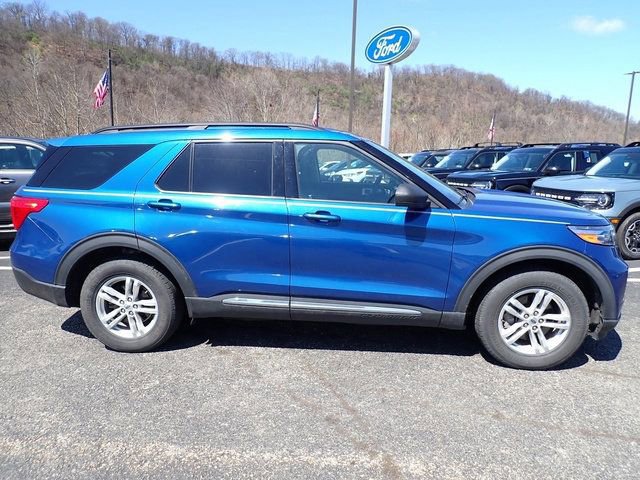 Certified 2021 Ford Explorer XLT w/ Equipment Group 202A image 2