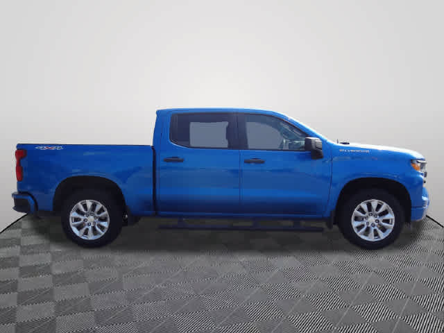 Used 2022 Chevrolet Silverado 1500 Custom AWD/4WD image 4