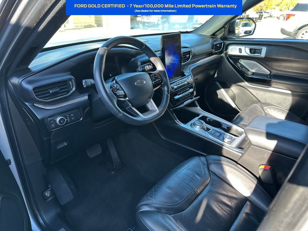 Certified 2022 Ford Explorer Platinum w/ Technology Package image 8