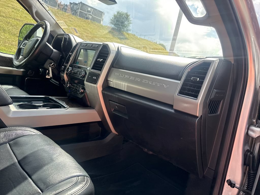 Certified 2019 Ford F250 Lariat w/ Tow Technology Bundle AWD/4WD image 30