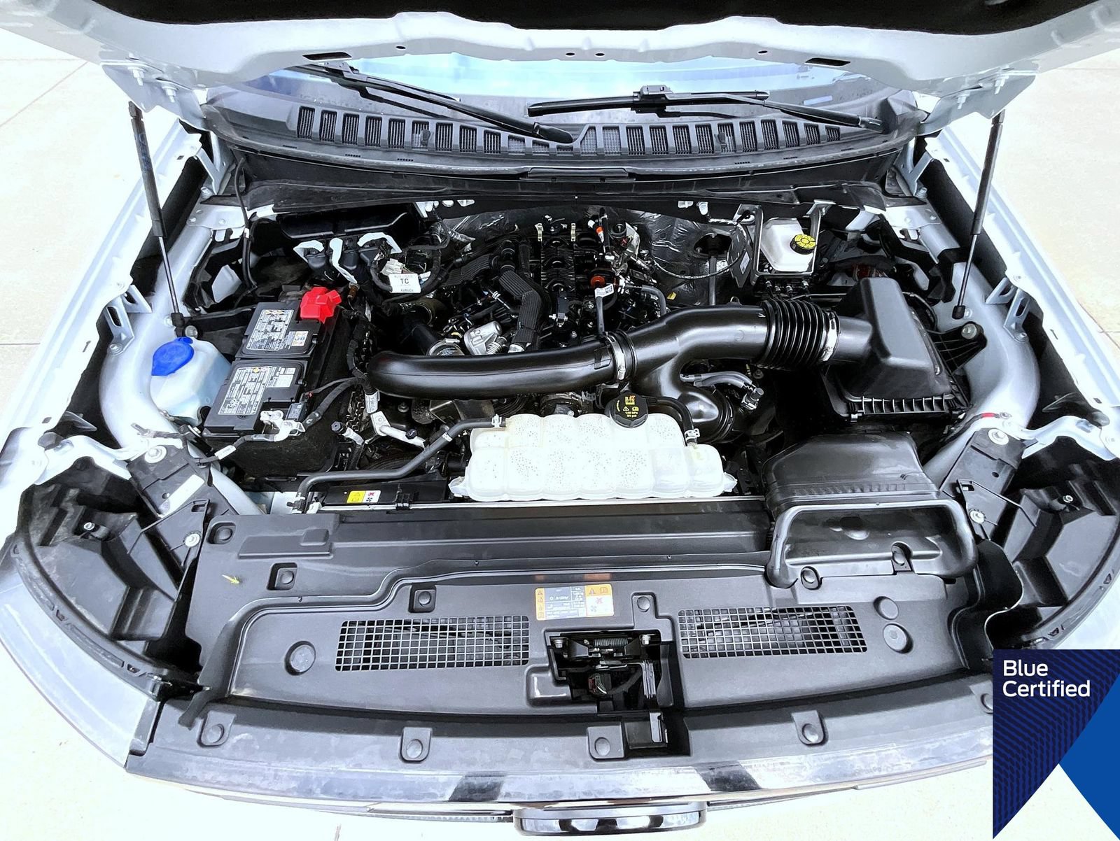 Certified 2025 Ford Expedition Active AWD/4WD image 29