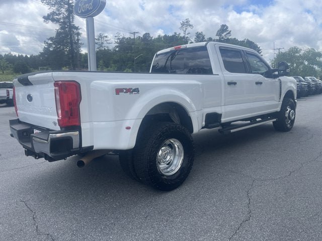 Certified 2025 Ford F350 XLT AWD/4WD image 5
