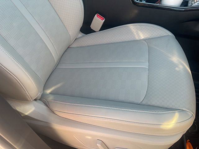 Used 2025 Kia Sorento SX FWD image 9