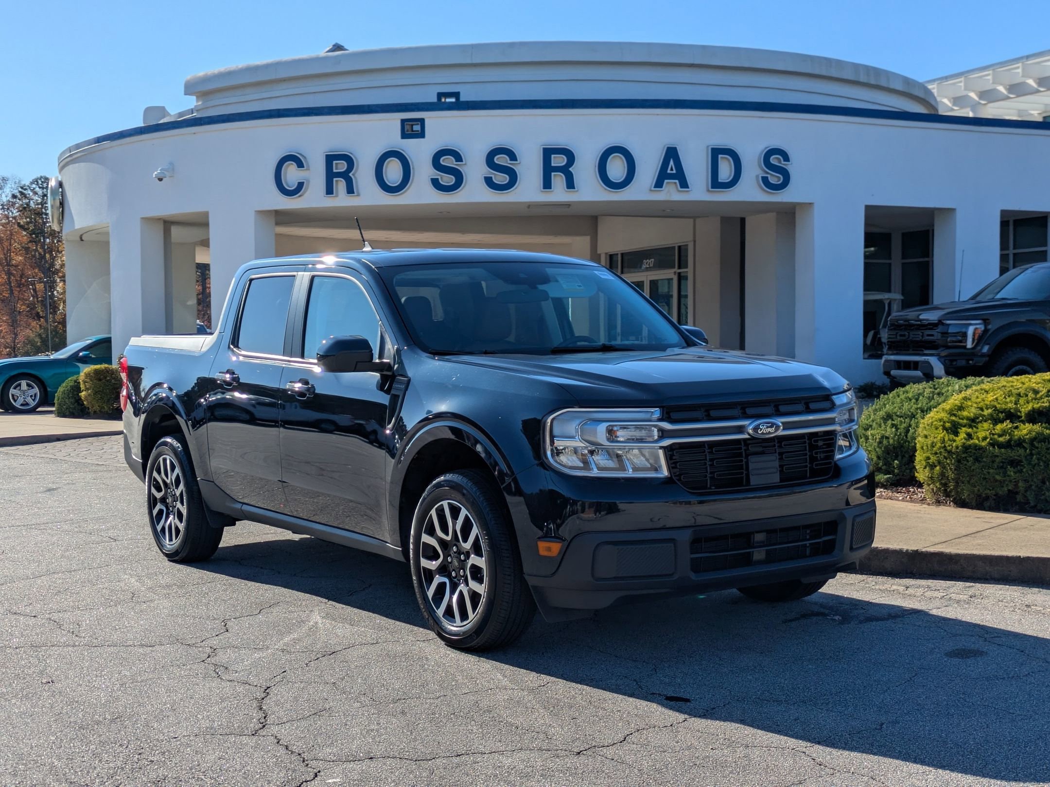 Certified 2023 Ford Maverick Lariat w/ Lariat Luxury Package image 1