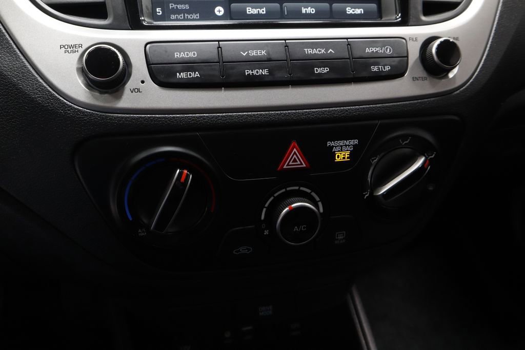 Used 2020 Hyundai Accent SEL image 32