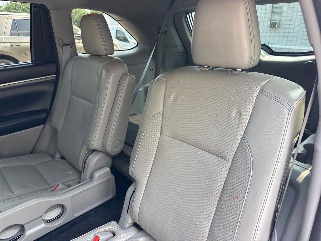 Used 2018 Toyota Highlander Limited Platinum FWD image 11