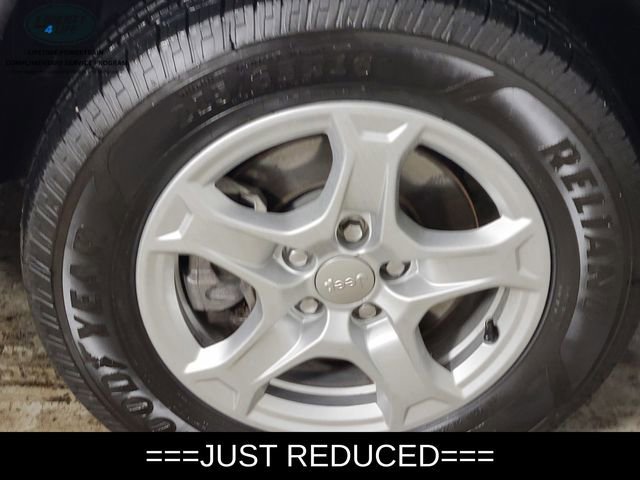 Used 2022 Jeep Compass Sport image 10