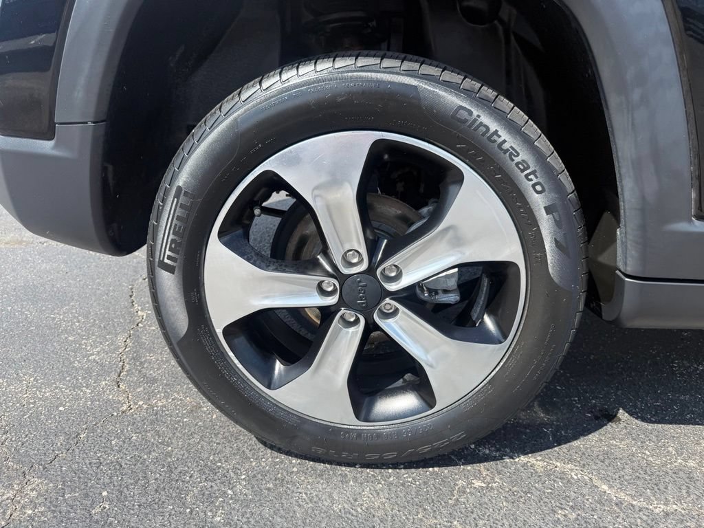 Used 2018 Jeep Compass Latitude AWD/4WD image 48