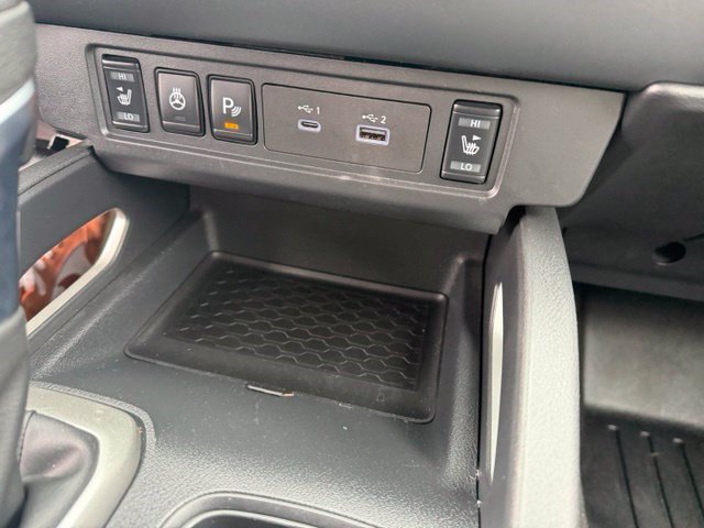 Used 2022 Nissan Frontier SV AWD/4WD image 22