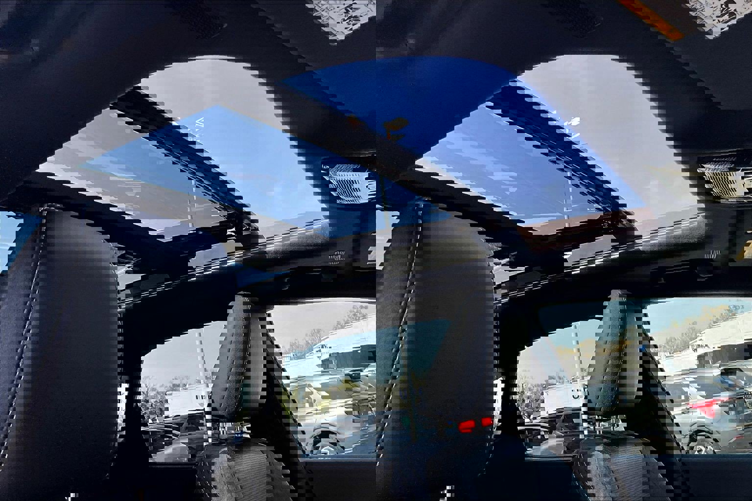 Used 2023 Lexus RX 350 AWD w/ Accessory Package (Z1) image 22