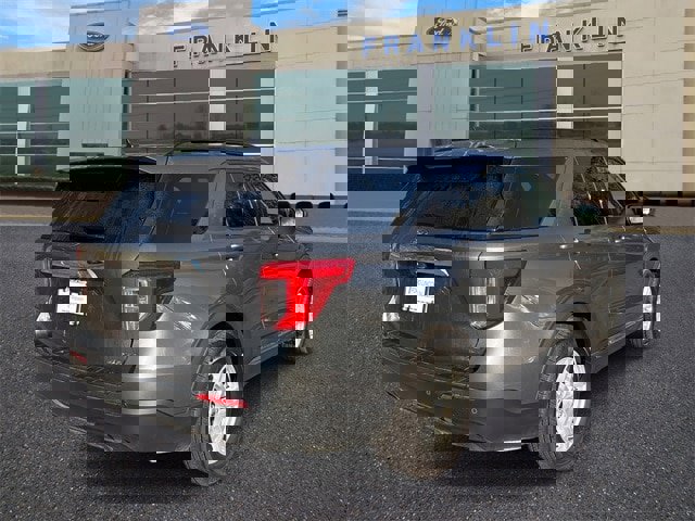 Certified 2023 Ford Explorer XLT image 7