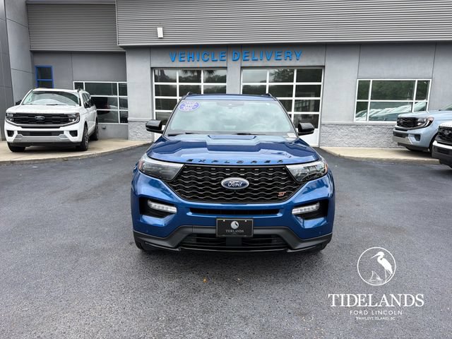 Certified 2023 Ford Explorer ST w/ Equipment Group 401A AWD/4WD image 3