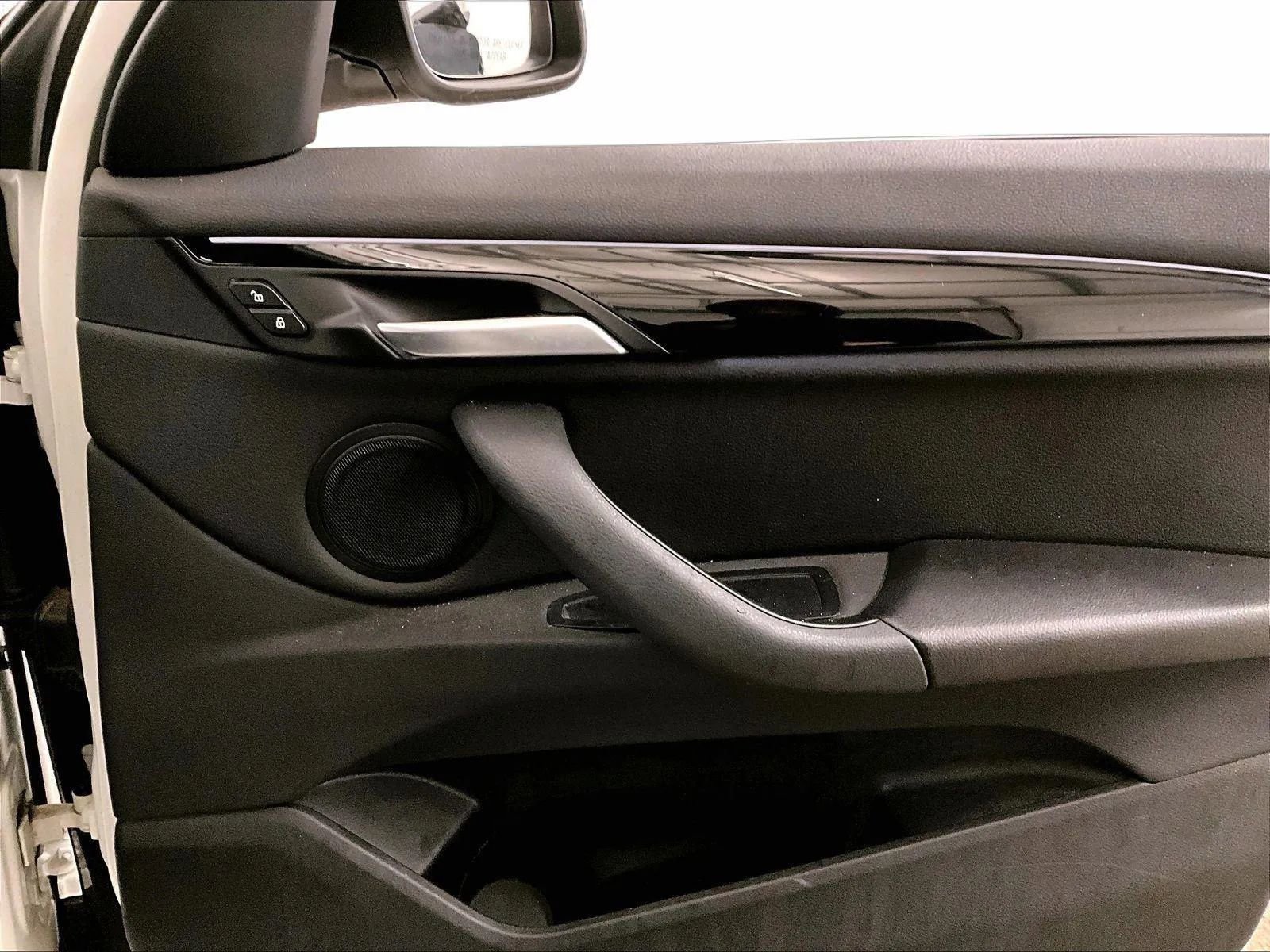 Used 2019 BMW X1 sDrive28i w/ Convenience Package FWD image 23