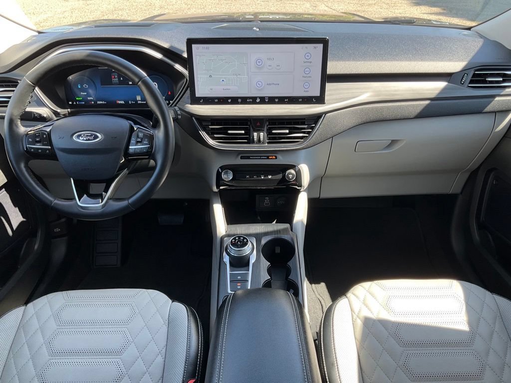 Certified 2024 Ford Escape SE w/ PHEV Premium Package FWD image 31