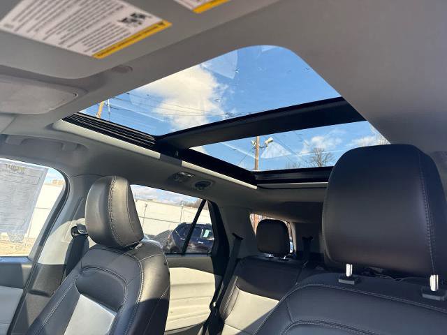 Certified 2023 Ford Explorer XLT w/ Equipment Group 202A image 12