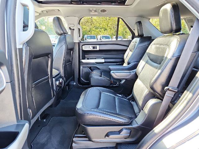 Certified 2021 Ford Explorer Limited w/ Equipment Group 301A AWD/4WD image 11